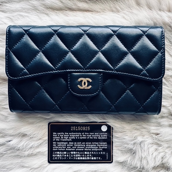 Chanel Classic Long Trifold Lambskin Wallet - Picture 1 of 7